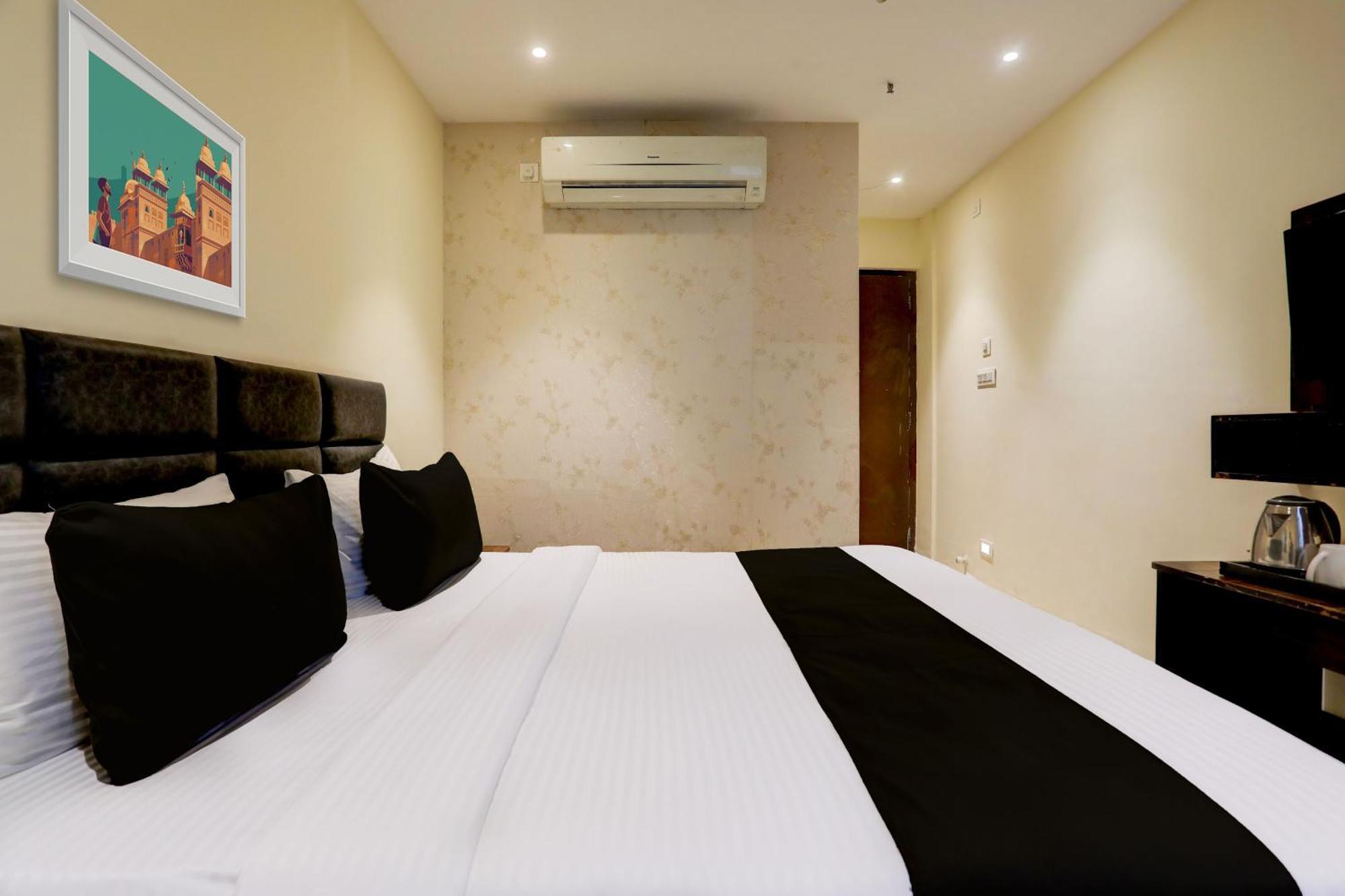 Hotel O Sunrise Cave Bhatha Extérieur photo